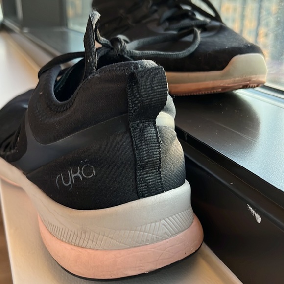 Ryka Leopard Print Dynamic Pro Running Shoes Size 9 - Picture 3 of 7